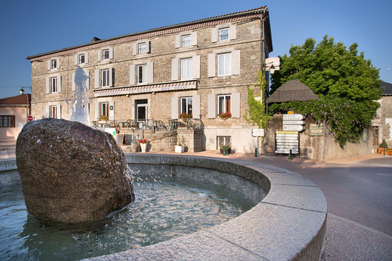 Hotel Restaurant Le Sully Saint-Saud-Lacoussiere Luaran gambar